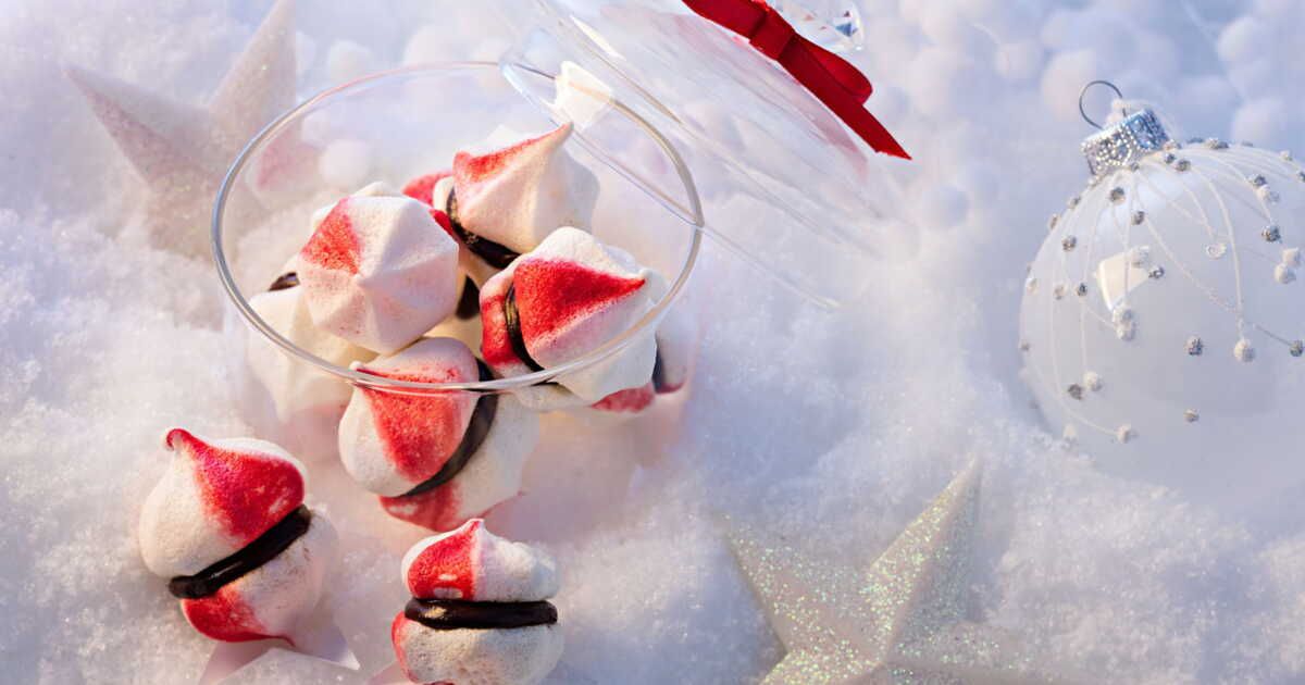 Des petites meringues pour sublimer votre table de Noël