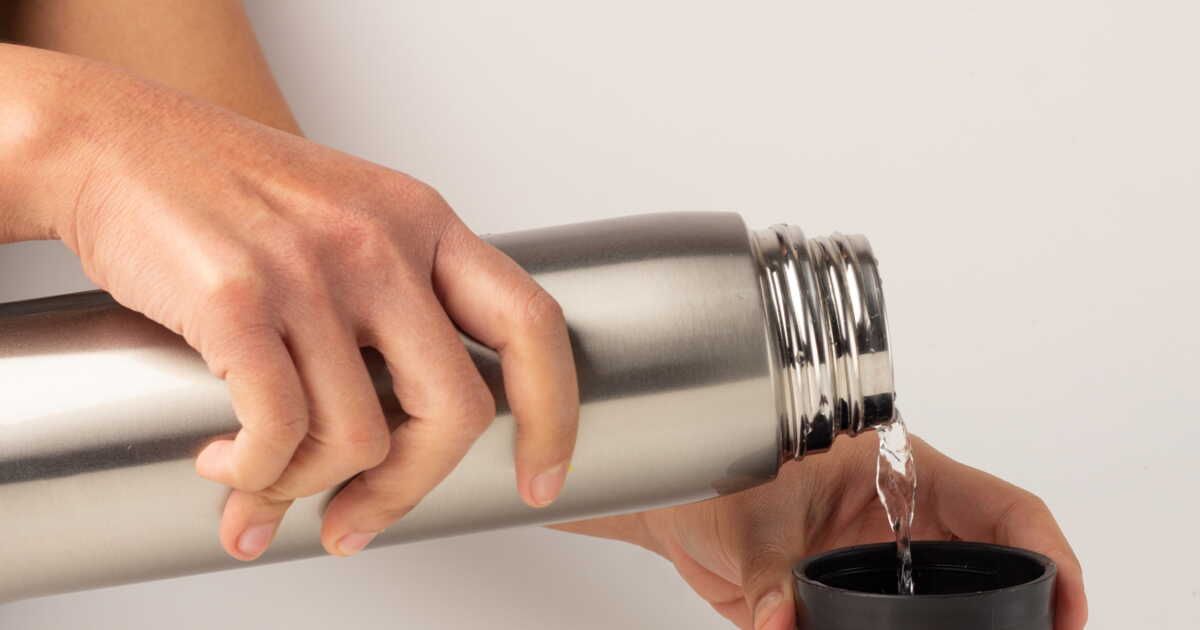 Pourquoi et comment nettoyer votre gourde ou thermos ?
