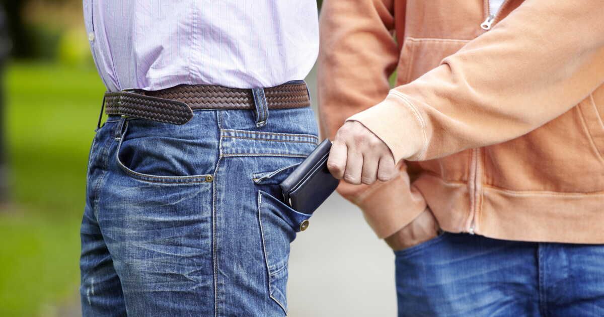 Attention aux arnaques : comment éviter les pièges des grandes villes