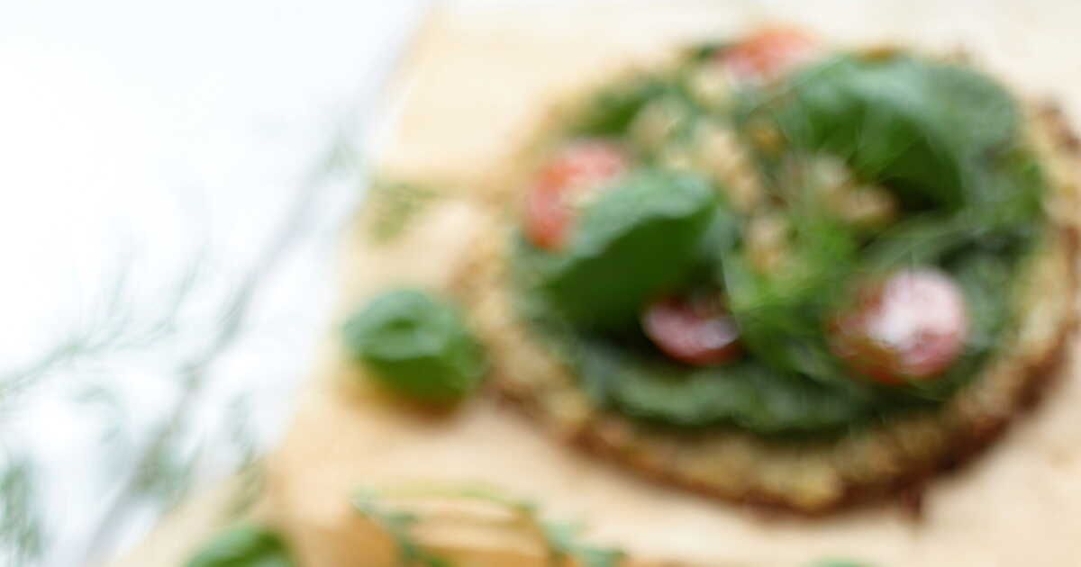Découvrez les pizzettes de chou-fleur au pesto : une délicieuse alternative saine