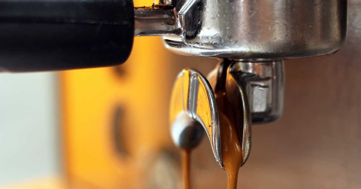 Entretenir sa cafetière : les astuces indispensables