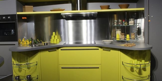 Les couleurs tendance pour relooker vos meubles de cuisine