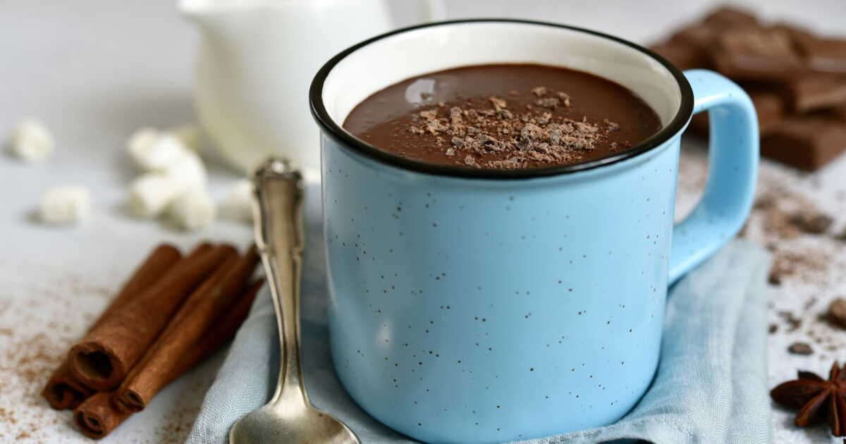 le chocolat chaud réinventé : découvrez l'ingrédient secret pour un goût inoubliable