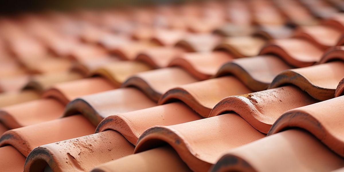 À la découverte des toitures en tuiles : avantages, inconvénients et coûts
