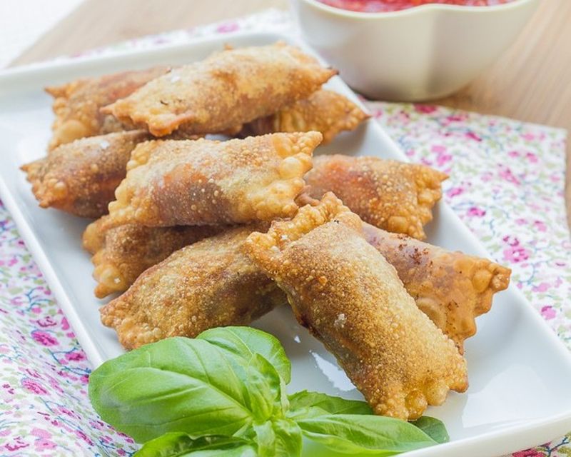 Pizza Wontons – Le Mix Parfait entre Ravioli Frit et Pizza