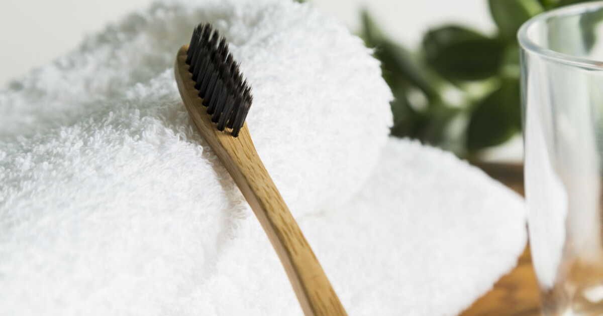 découvrez les 10 usages surprenants de la brosse à dents