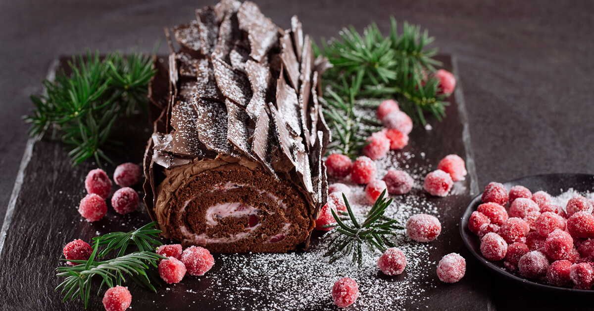 Démarquez-vous avec une bûche de Noël décorée à la perfection grâce à Nina Métayer