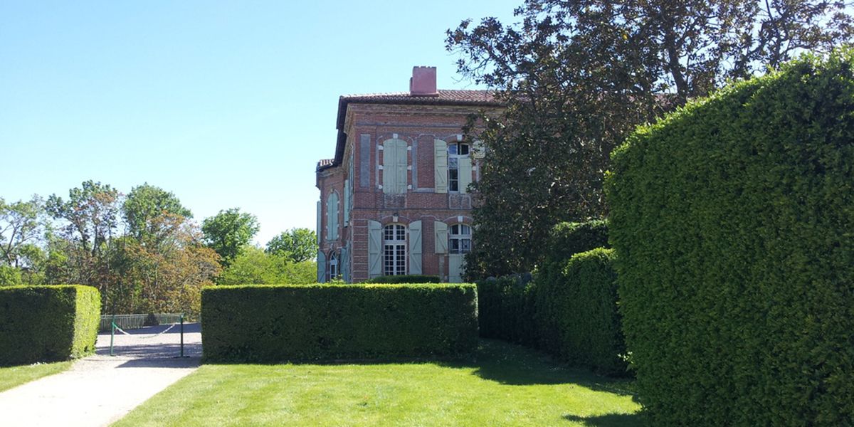 Parc et Labyrinthe de buis du Château de Merville – Haute Garonne (31)