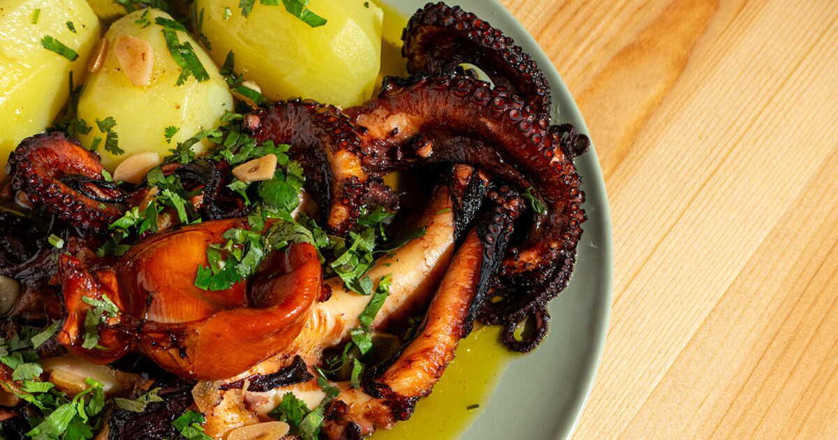 découvrez les délices de la gastronomie lisboète : 8 plats à savourer