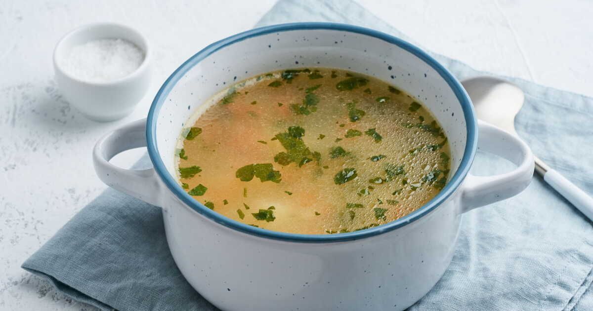 Découvrez le bouillon détox qui purifie votre organisme en un éclair