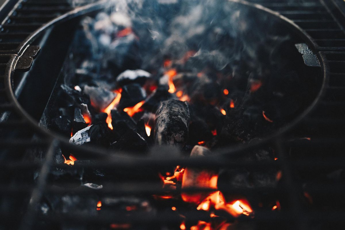 Les secrets d'un barbecue éclatant : astuces de nettoyage et d'entretien