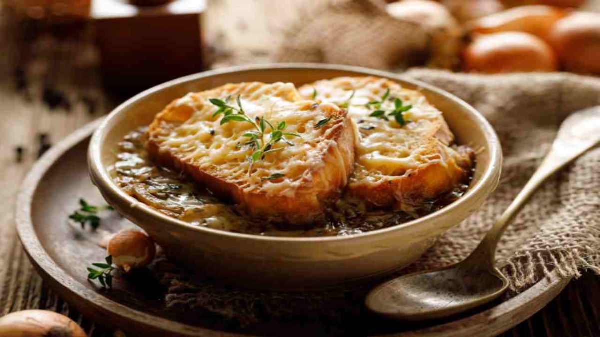 la soupe à l'oignon : un classique français à redécouvrir