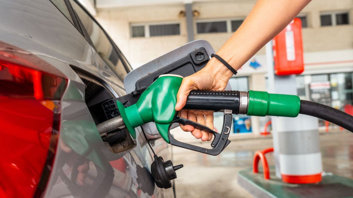 Le nouveau chèque carburant : qui en bénéficiera et comment l'obtenir ?