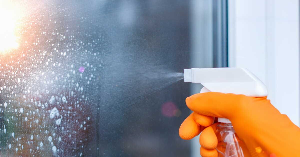 Des solutions pratiques pour un détartrage efficace de votre douche